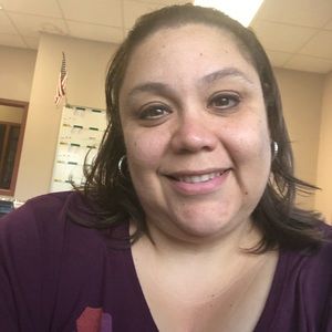 Meet your Posher, Denise